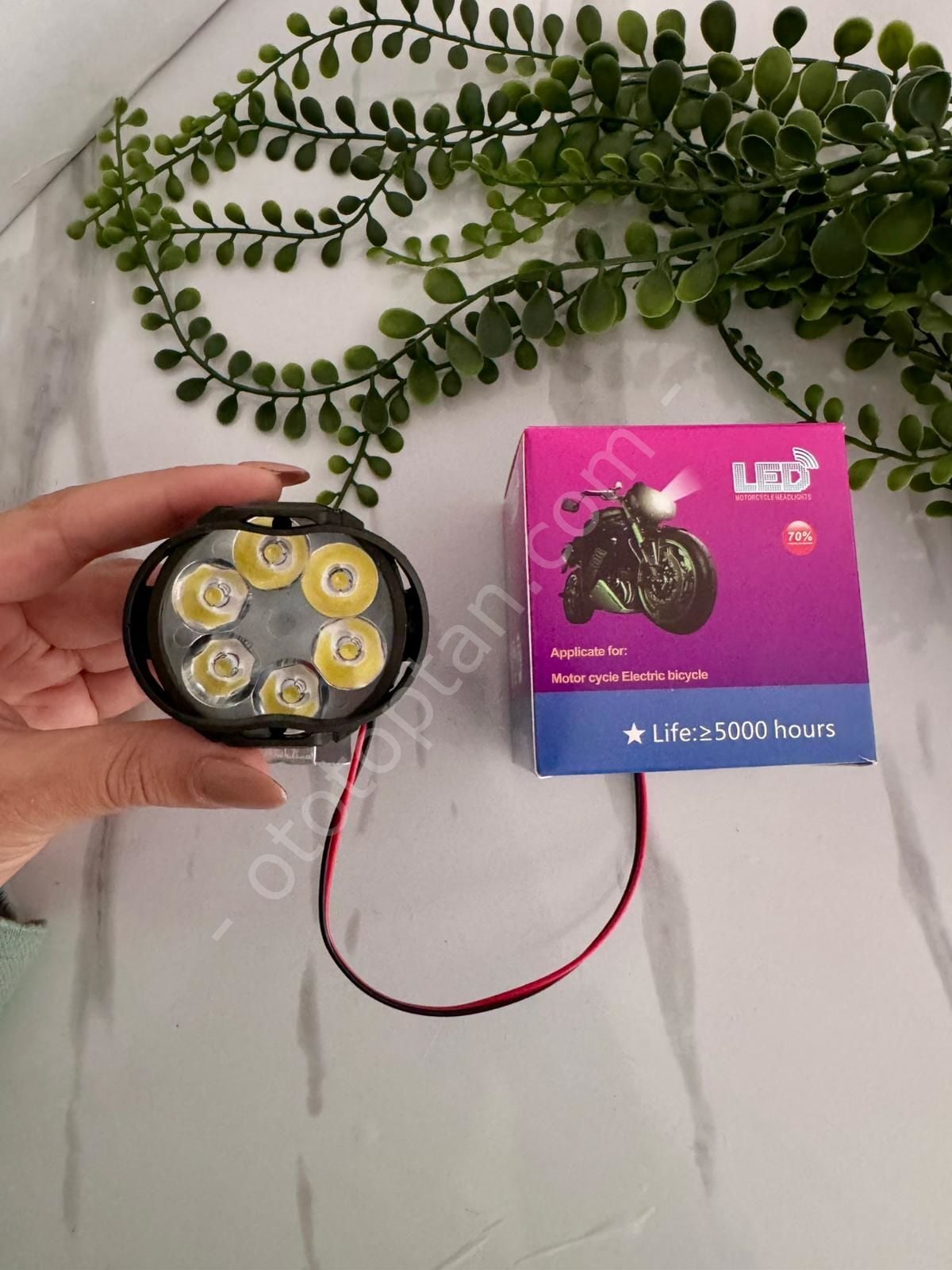 Plastik çerçeveli motor çakarı çalısma lambası